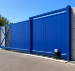 promyishlennyie-otkatnyie-vorota-sinie-2200x3500-mm